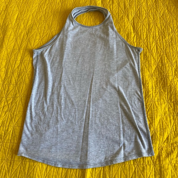 Lululemon cross back keyhole tank - Picture 2 of 4
